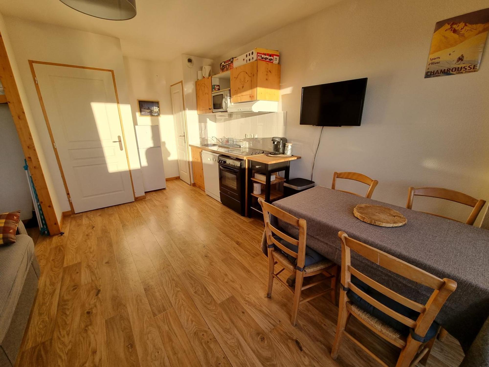 Appartement 4 Personnes 32M2 Au Pied Des Pistes- Wifi- Balcon Sud- Chamrousse 1650 ภายนอก รูปภาพ